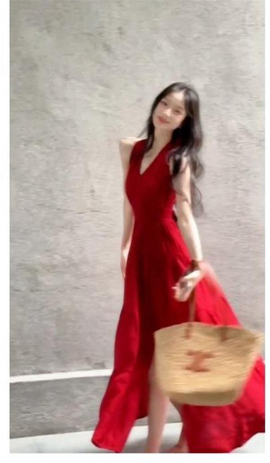 法式氣質掛脖吊帶連衣裙 女夏季新款 海邊度假長裙, 紅色