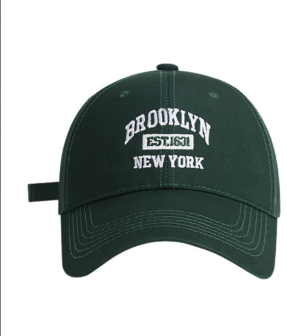 남녀공용 브루클린 심플 자수 볼캡 모자