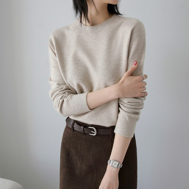 제니트 홀가먼트 비스코스 고급원사 보들 편안하고 부드러운 니트 데일리 라운드넥 긴팔 여리핏