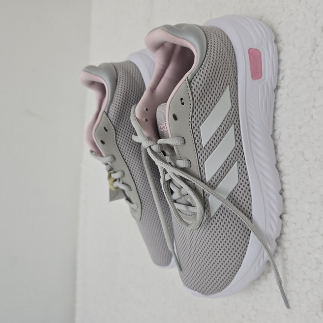 아디다스 여성 운동화 초경량 클라우드폼 컴피 발편한 달리기 런닝화