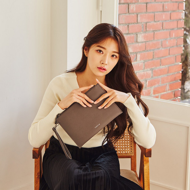 탄틴 테일러 가죽 클러치백 T61001 그레이 3사이즈 6컬러
