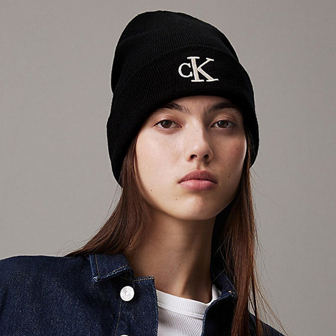 캘빈클라인진 비니 모자 모노로고 CK자수 블랙 화이트로고