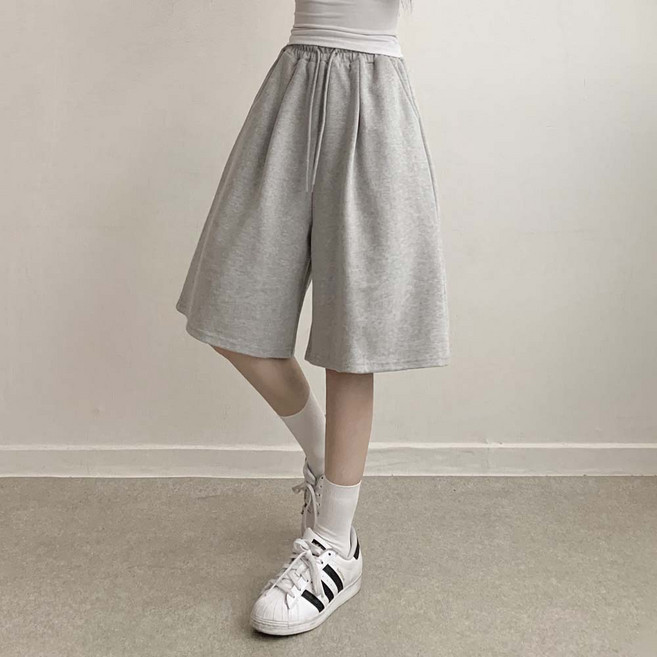 핀턱 5부 밴딩 버뮤다 트레이닝 반바지