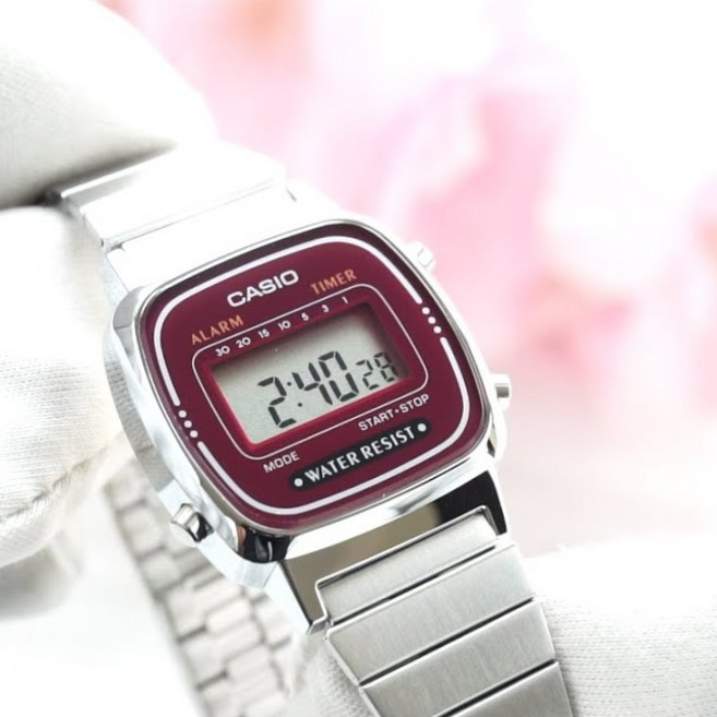카시오 메탈 미니 사각 디지털 전자 여성손목시계 LA670WA LA670WEMB