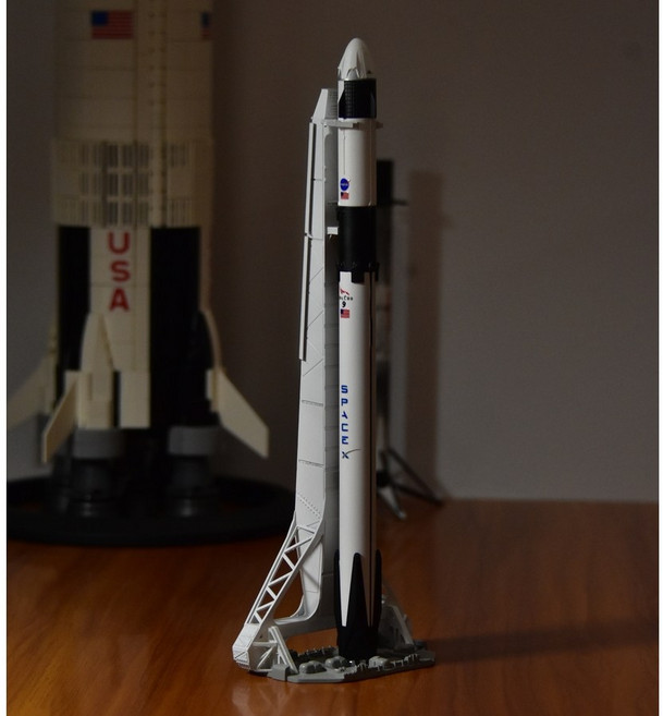 SpaceX Falcon 9 로켓 스페이스 엑스 F9 유인 드래곤 우주선 타워 세트, 1개