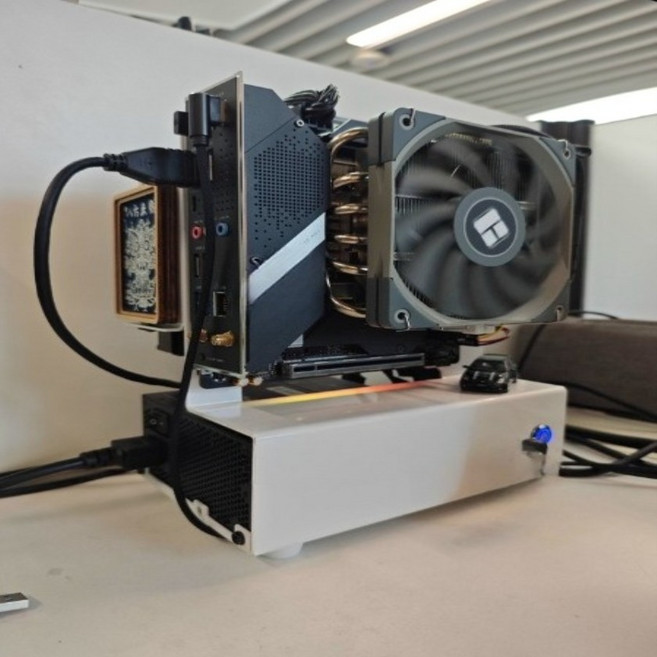 오픈 섀시 CODRA 미니 섀시 휴대용 호스트 바다 전망 객실 심플하고 멋진 디자인, 04 BlackATX Single Case