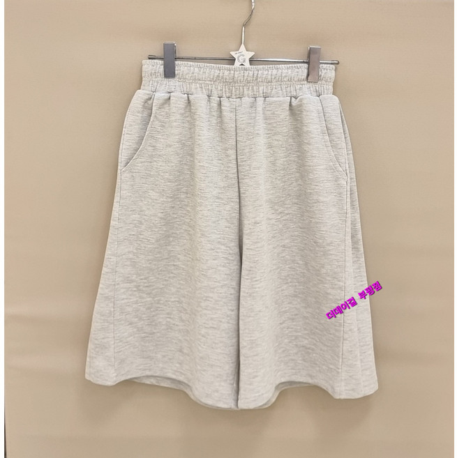 더데이걸 부평점 '26NEW 활동하기 편하고 트렌디한 핏의 데일리 여아 와이드 버뮤다 트레이닝 팬츠