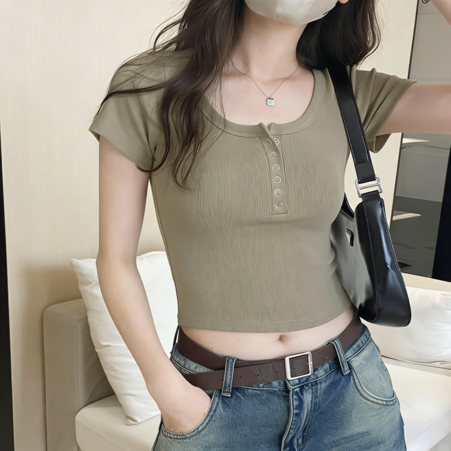 BiimTee 여성 헨리넥 반팔 리브드 크롭 핏 티셔츠 날씬해보이는 캐주얼 탑