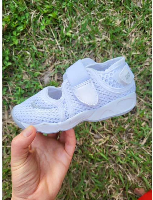 나이키 에어 리프트 키즈 베이비 리틀 족발 샌들 (국내 매장판)