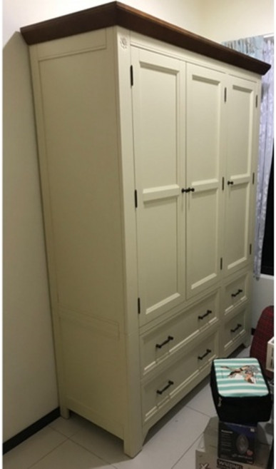 鄉村風全實木雙色立體雕花朵萊茵三門衣櫃