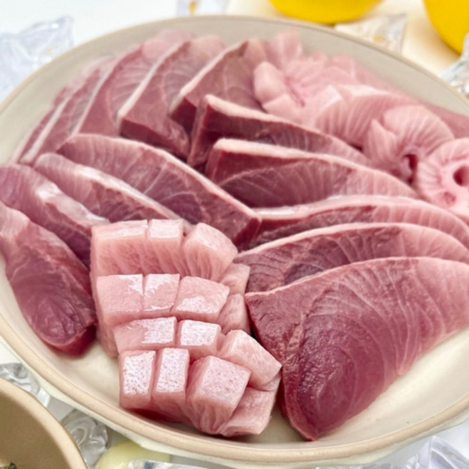 kbhbz 산지직송 초대형(5kg-8kg 급) 중대방어 회 세트 기름진 가마살 배꼽살 포함, 500g 2개