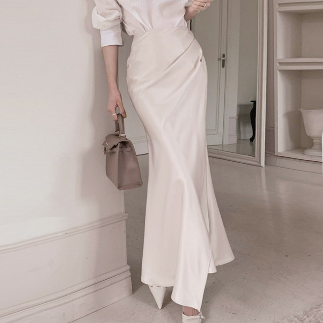 떳다그녀 루미에르 새틴 랩 머메이드 인어라인 치마 샤틴 옆지퍼 하객룩 오피스룩 샤이닝 롱스커트