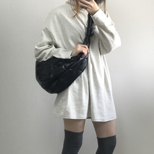 데일리 루즈핏 오버핏 기본 무지 폴라 티셔츠 (3color)