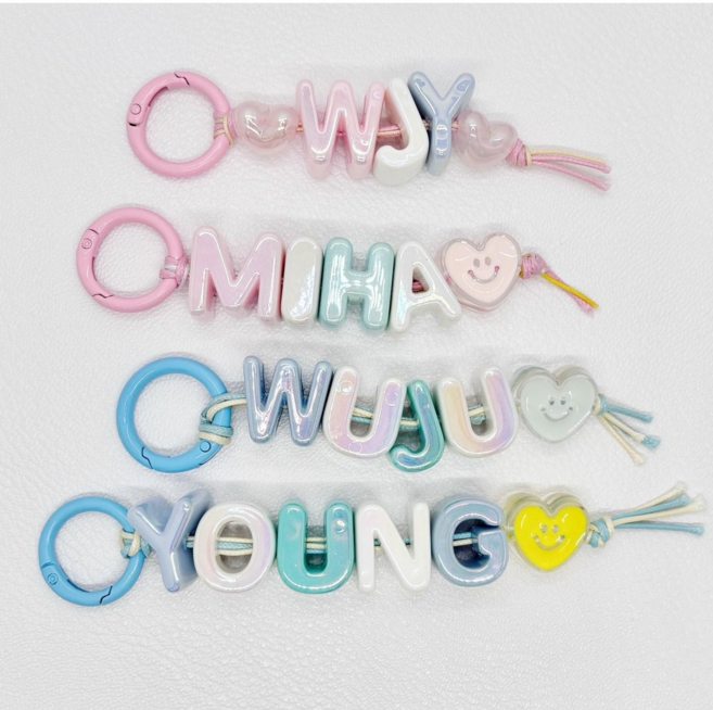 [스트랩서비스] 오로라 이니셜 키홀더 네임키링 주문제작