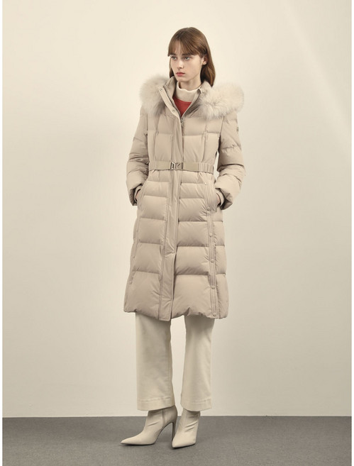 [여성/올리비아로렌] 체형커버에 용이한 롱 기장감과 허리핏을 잡아주는 밸트 포인트 롱 구스다운점퍼 VOPKD4WB111