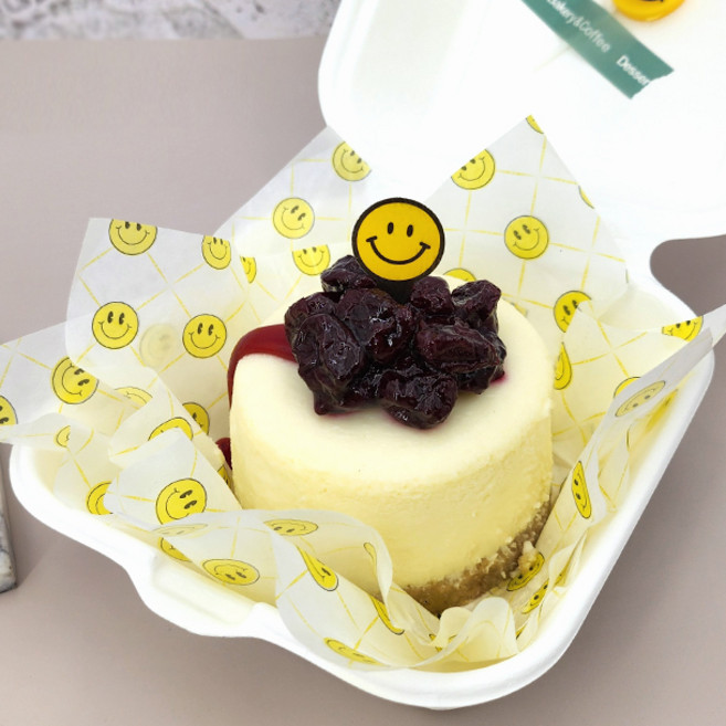 서흥이앤팩 펄프도시락전용 유산지 16.5x18cm 베이킹포장 식품포장지 버터떡포장지 버터모찌포장용종이, 옐로우 스마일, 1개, 50개