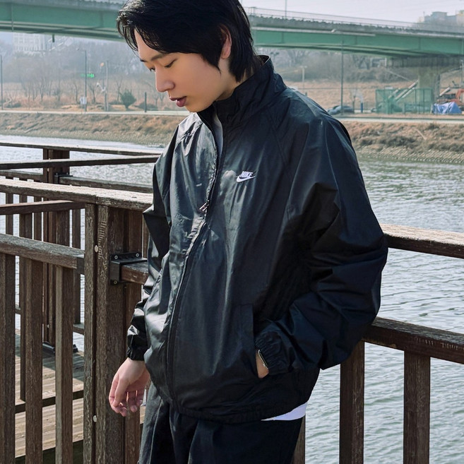 나이키 바람막이 nsw 우븐 nvdr