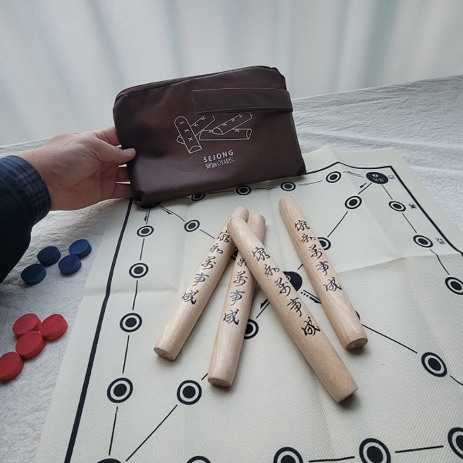 세종 박달나무 민속 윷 놀이세트 척사대회용 무거운 고급 윷+판+말 국내생산 어린이 놀이, 원목(박달나무), 1개