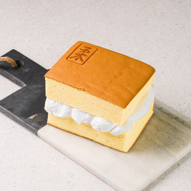 [유카스테라] 수제 미니카스테라 간식 디저트 생크림 카스테라, 1개, 320g