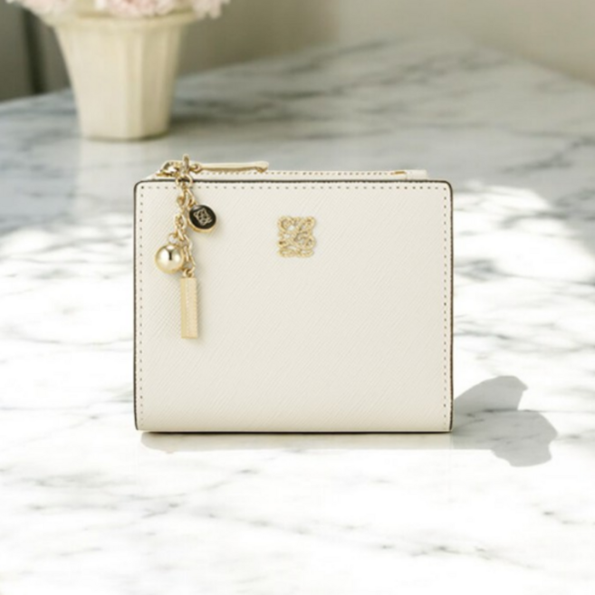 루이까또즈 여성 참 장식 반지갑 고급스러운 소가죽 월렛 선물 추천