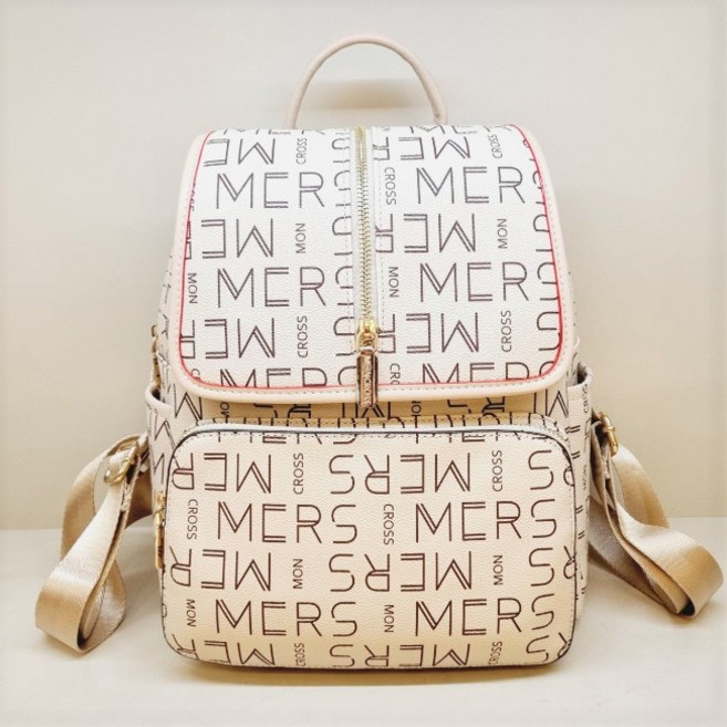 몽크로스 [뉴코아 창원점] MONCROSS 중간크기 폭이 살짝 넓어 실용적이며 튼튼한 백팩 가방