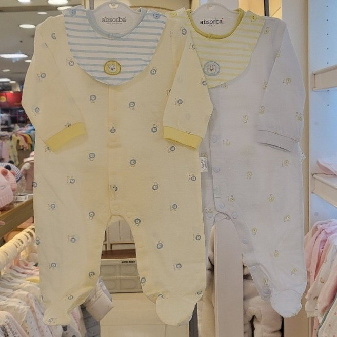 압소바 2001분당점 땀흡수 잘되는 순면 우주복 턱받이 세트 남아 여아 신생아 백일 봄 가을 신생아 선물 백일 선물 라두 턱받이 우주 AX110612