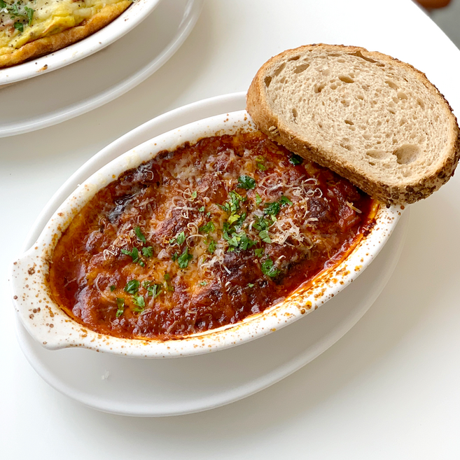 10시간 끓인 한우 칠리라구소스 380g 쉐프가 수제로 만든 밀키트 프리미엄 파스타 라자냐 칠리소스 칠리프라이 타코 브리또 간편조리, 1개