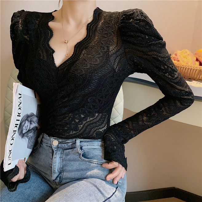 물결 레이스 브이넥 아일렛 레이스 섹시 블라우스 3컬러 S-L 22o128