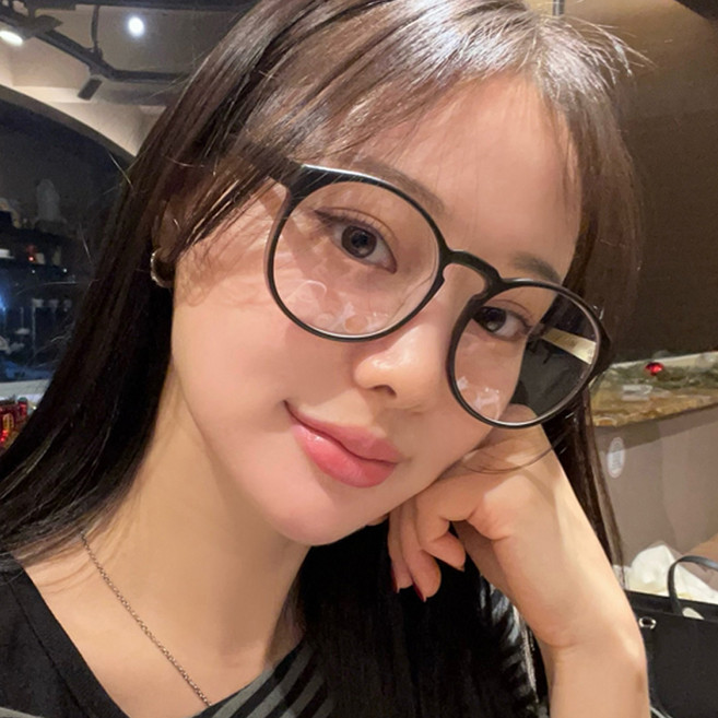 하루홀릭 국내생산 동그란 원형 오버사이즈 블루라이트 차단 패션 뿔테안경