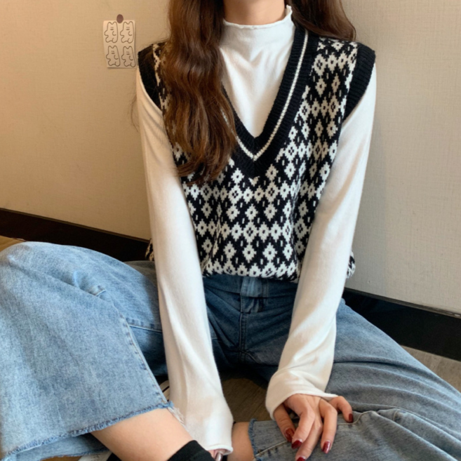 패션디바 여성용 간절기 가을 리틀 다이아체크 깊은 브이넥 니트 조끼