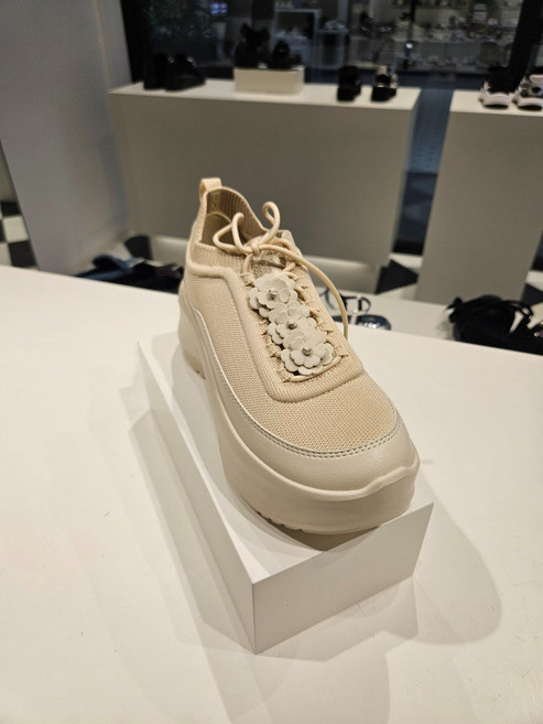 8위 - [국내백화점] 슈콤마보니 여성 운동화 어글리 스니커즈 레이스업