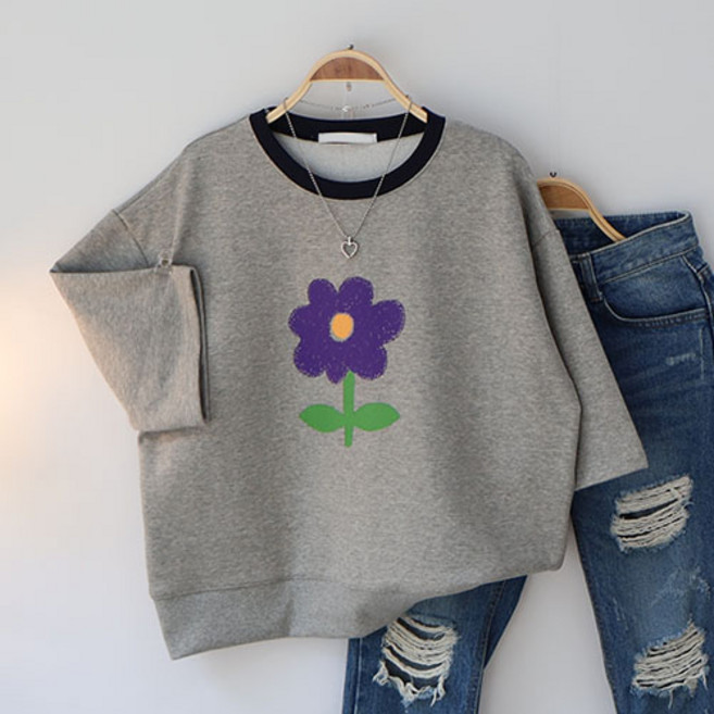 스카이코코 반팔 티셔츠 배색 플라워 7부 맨투맨