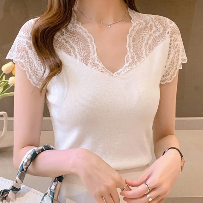 노나네 여성 레이스 나시 브이넥 슬림 이너 티셔츠 레이어드 민소매 여름 티셔츠