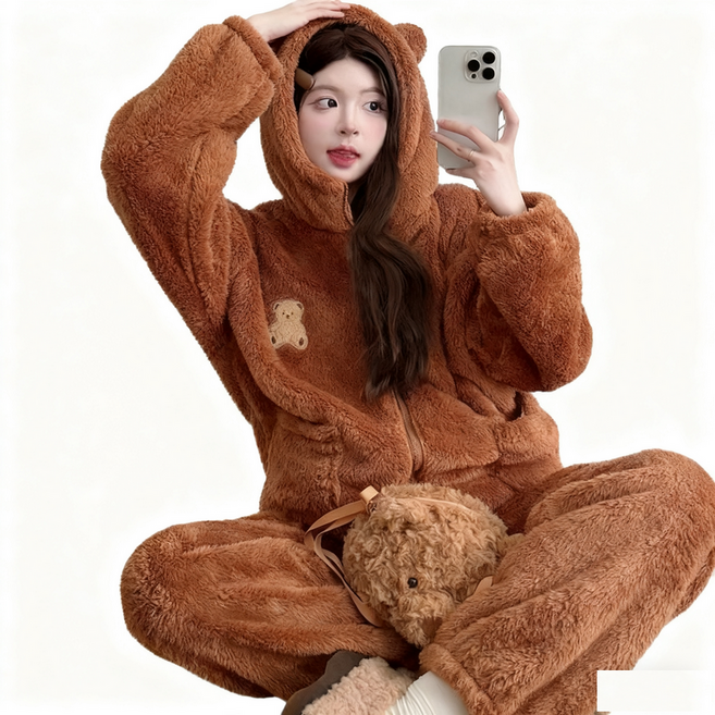 WILDSEA 겨울 따뜻하고 귀여운 곰돌이 극세사 수면 잠옷