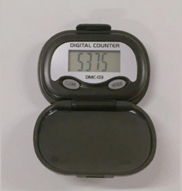 국산 걸음수 측정도구 디지털 허리 만보기(랜덤) 추천 걷기운동, 블랙, 1개