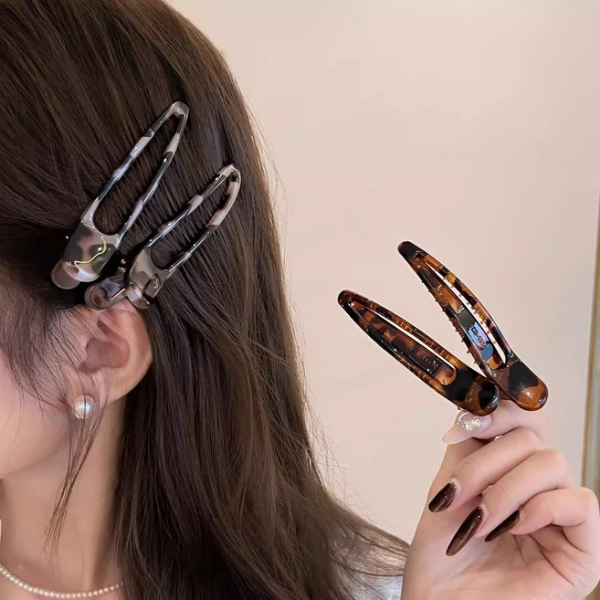 이쿠이칸 데일리 앞머리 고정핀 헤어 집게핀 2개입 HJFJ0320