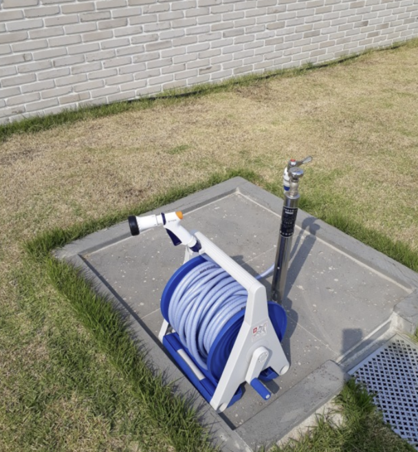 아이리스 co아이리스 스탠드형 호스릴 50M 야외용호스 분사건, 1개, 베이지