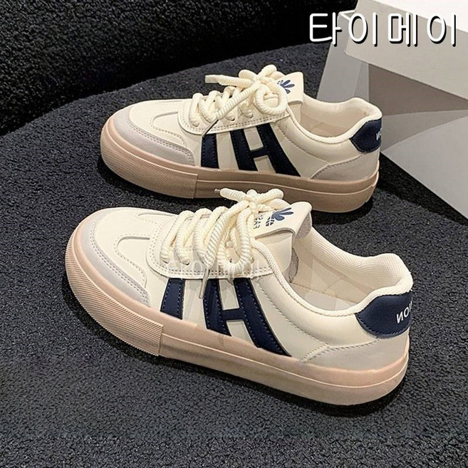 봄 덕훈 소백화 여자 신발 폭발적인 백합 캐주얼 판화 캔버스 신발 단화 축구화 가볍고 일상적이고 편안한 패션 캔버스 신발 여자