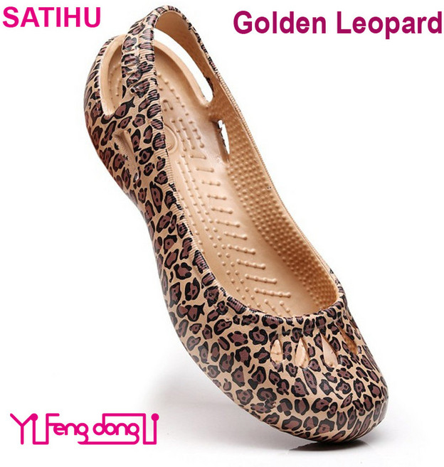 여성들에게 스니커즈 있는 야외 바텀 젤리 플랫 신발 뚫린 샌들 스트랩 여성용 구멍 여름 중 간호사 미끄럼 경량 하나 가장 방지 비치