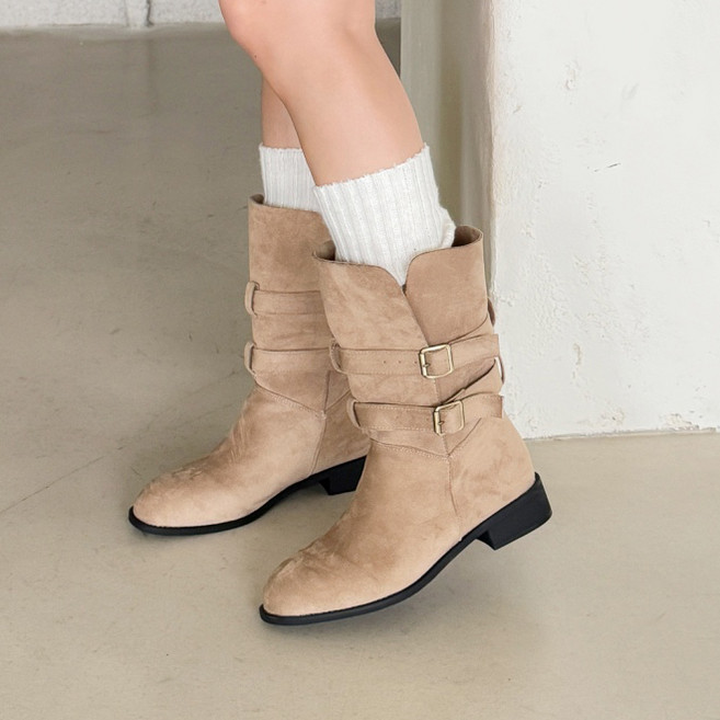 슈뿐 더블 벨트 스트랩 라운드토 스웨이드 통굽 발편한 미들부츠 3cm