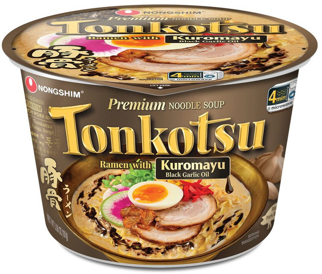 미국발송 쿠로마유 국수 큰 그릇이 있는 농심 돈코츠 라면 3.56온스, 6개