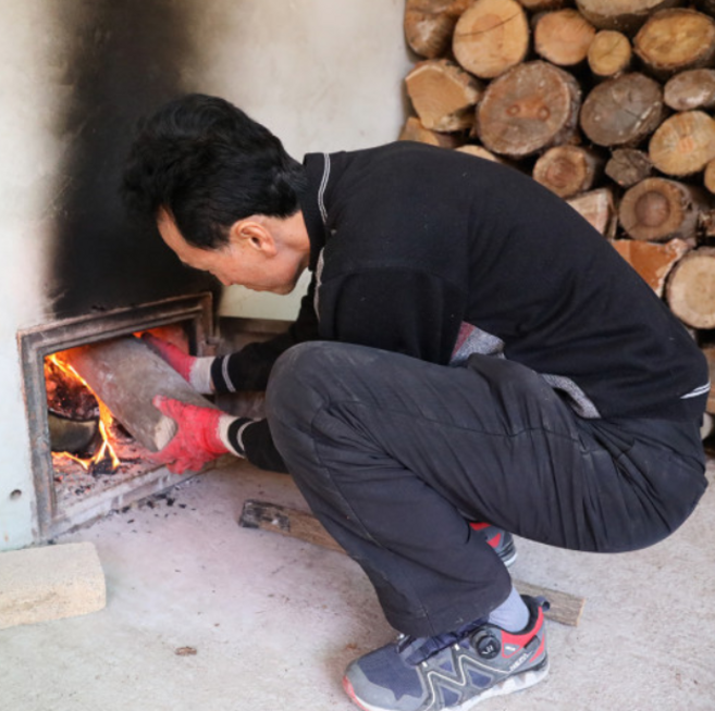 [수문장 백봉농산] 장작불로 우려낸 백봉오골계 진액 부모님 건강 선물 31봉+백봉오골계 알 40알 묶음, 31개, 320ml
