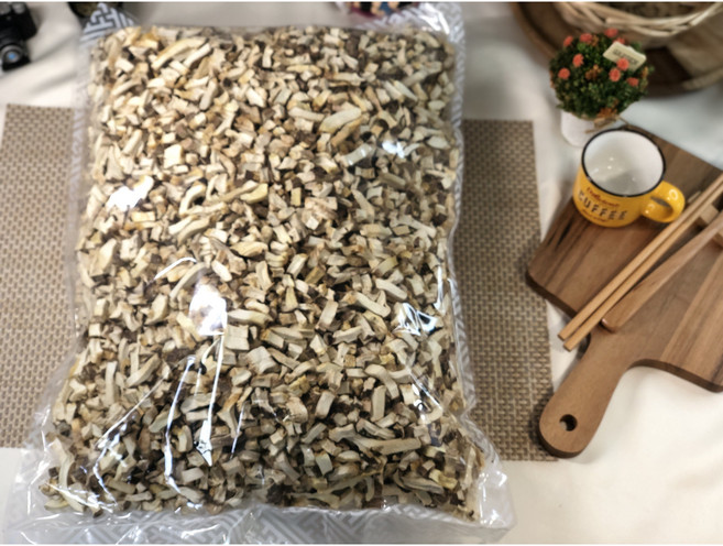 [쉐프 추천] 특A급 깍두기 표고버섯 후레이크 칩 사각 절단 건 표고 버섯 절, 1개, 1kg