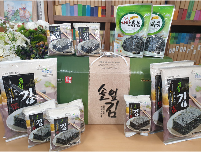 [민속물산 솔잎김] "뚜껑있는 솔잎김" 종합선물세트 1호(식탁김10g 22봉/재래김(30g 4봉)/자반70g 2봉), 1개