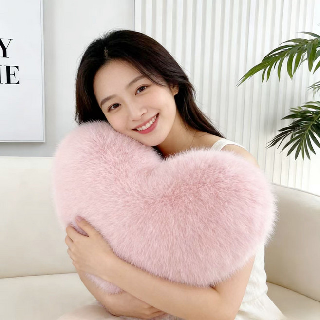 하트쿠션 인테리어쿠션 소파 인조 퍼쿠션 집들이선물, 핑크