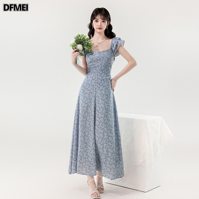 DFMEI 實拍夏新款法式優雅方領小碎花抽繩繫帶顯瘦長款度假風連衣裙