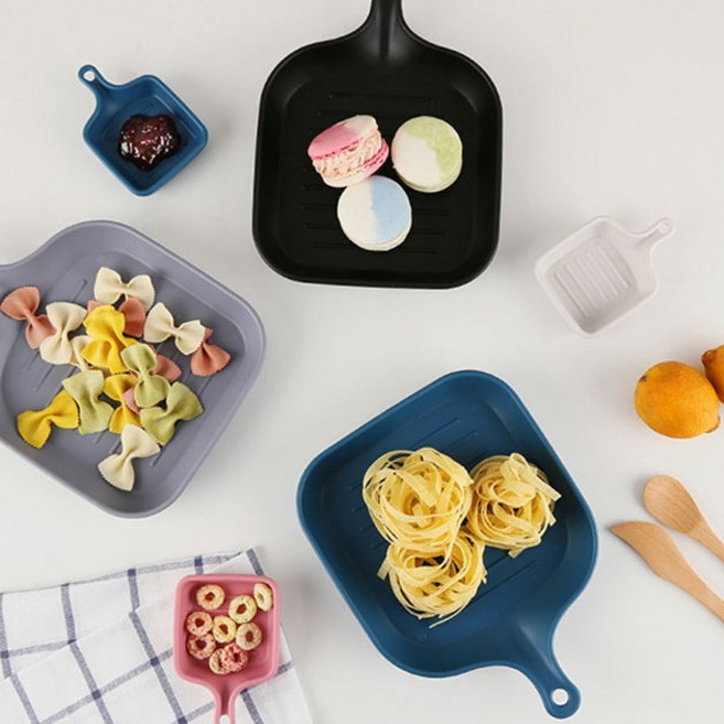 가벼운 친환경 국산 BPA-free 손잡이 앞접시 2P 안깨지는 캠핑 그릇 소스 종지 디저트 토스트 크로플 접시 핸들 플레이트 간장그릇 잼볼 미니그릇 소스기 양념그릇 단무지그릇