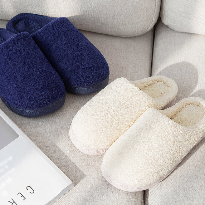 CH컴퍼니 [1+1 무료배송] 겨울 산호 방한 털 거실화 실내 슬리퍼, 산호양털 아이보리(여성용), 1개