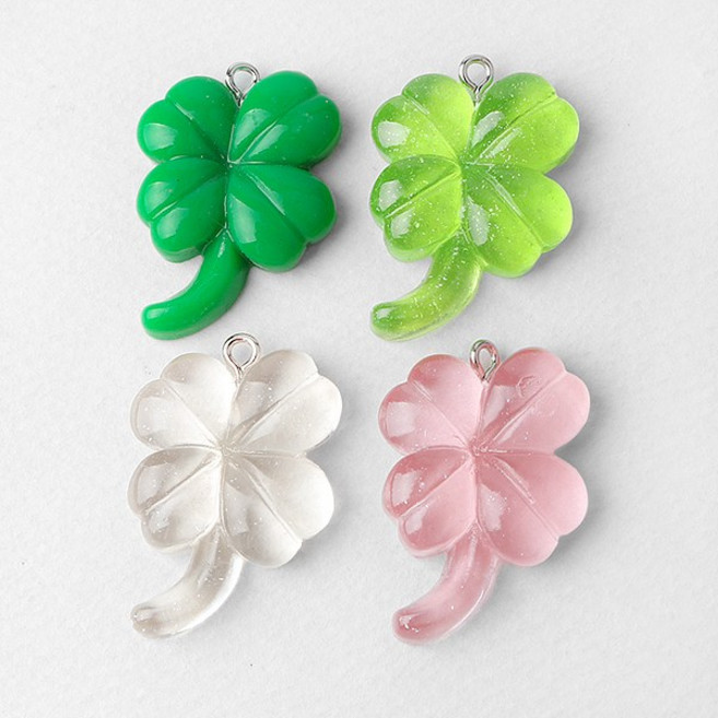 비즈아이 [6792-02]아크릴펜던트 네잎클로버 22x30mm 1개