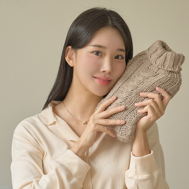 힐링팩토리 핫워터 니트포켓 충전식 온수 찜질기 찜질팩, 1개